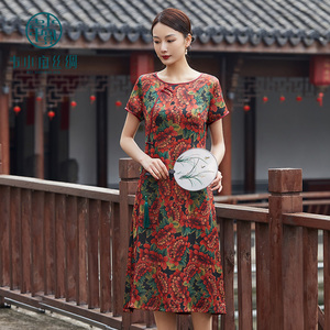 韦小宝丝绸21夏季新款妈妈香云纱连衣裙印花复古真丝改良版旗袍