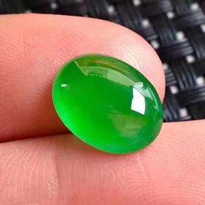 拍卖天然冰种阳绿翡翠蛋面帝王绿戒面满绿马鞍玉戒指镶嵌件裸石