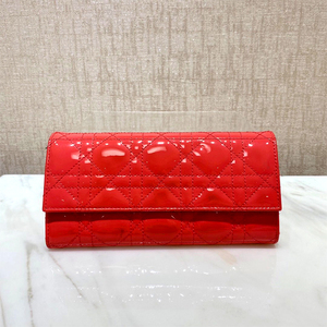迪奥钱包女漆皮