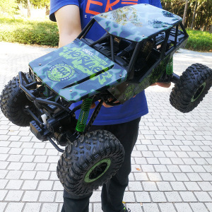 c煌博路虎卫士全金属连杆越野攀爬遥控车模型玩具改装零配件0人付款