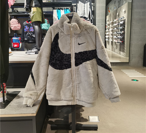 nike大勾棉衣