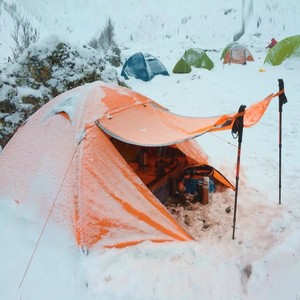 帐篷户外野营过夜3—4人双层加厚防暴雨冬季雪地雪裙露营登山徒步