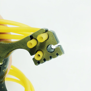 弹弓 高精度强力高压户外弹工重型四卡八股弓弹大威力精准皮筋组