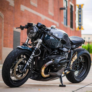 进口宝马拿铁1200摩托车四缸cb400改装复古街车趴赛重机车公路赛