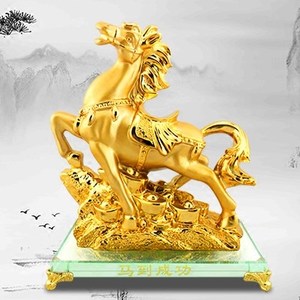 金马摆件招财马