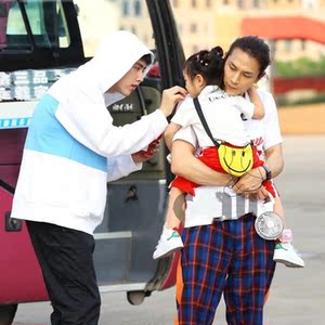 戚薇女儿lucky同款想想办法吧爸爸包包斜挎包儿童黄色笑脸单肩包