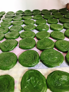 2021新货福建古田自制鼠曲粿秋菊粿草粿清明粿绿色鼠曲草年糕糍粑