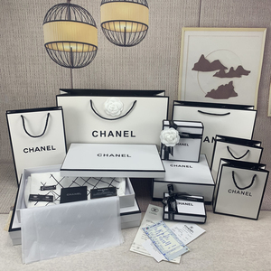 chanel香奈儿衣服围巾包装纸袋化妆品口红香水盒包装购物手提袋子