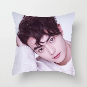 i2021款许凯抱枕枕烈火军校定制c明星同款周边趴睡枕靠枕头少女生