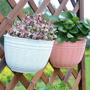 挂壁花盆创意墙上