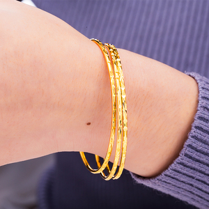 周大福三圈金手镯