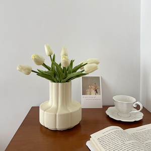 轻奢花瓶摆件客厅插花ins奶油风陶瓷水养鲜花北欧干花郁金香装饰