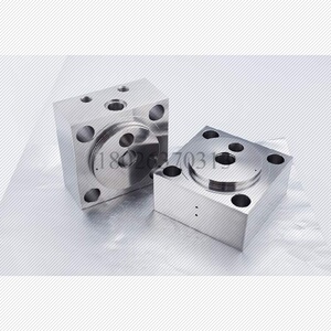 适用水刀配件高压缸端盖油缸英制方块增压器零件华臻款可定做