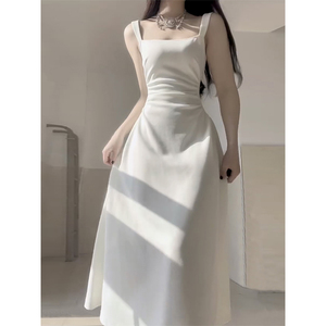 高个子女生白色吊带连衣裙加长款2024夏季新款优雅法式赫本超长裙