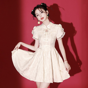新中式旗袍改良年轻款少女日常可穿夏季白色连衣裙法式小清新短款