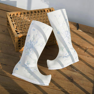 00离月双月霸天淘宝春秋白色中筒靴子女古风古装汉服靴内增高加绒