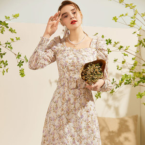 chichy2021年春季新款碎花复古方领连衣裙女长款优雅通勤束腰裙子