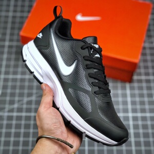 nike耐克黑白牛皮面跑鞋男鞋登月26代休闲运动真皮2021新款秋冬季