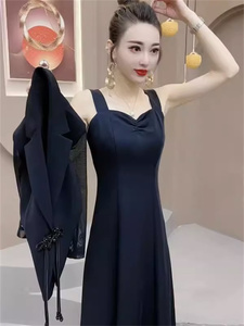 黑色吊带连衣裙女夏2024新款法式今年流行爆款西服上衣两件套裙装