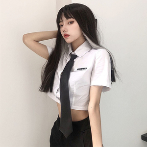 短款白色衬衫女卡腰小衫设计感小众夏季短袖露腰领带衬衣jk制服潮