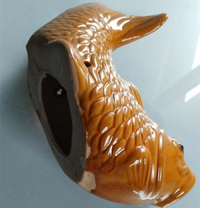 出水口装饰陶瓷鲤鱼屋檐排水管75房子外墙金鱼动物造型滴水龙头