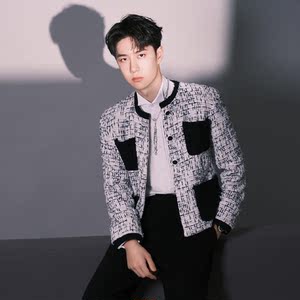王一博明星同款2022春季新款设计感修身男装上衣小香风格子外套潮