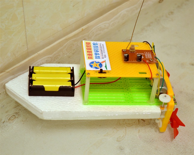 电动双电机遥控船高速快艇 diy科技制作儿童玩具手工拼装模型材料