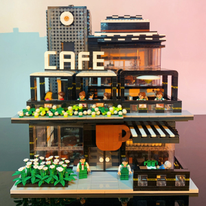 乐高转角咖啡馆灯光街景成人moc高难度拼装酒吧房子别墅建筑积木