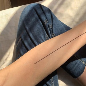 宇将军同款虾线纹身贴直线半臂线条防水个性持久生命线高级感图案