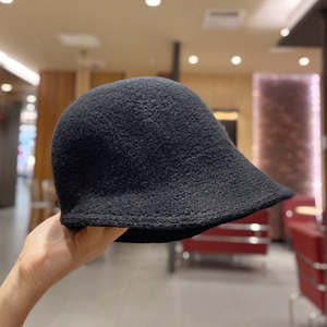 新式针渔羊毛半圆可扎马尾织夫帽子女小冬天n黑色显脸秋网红盆帽