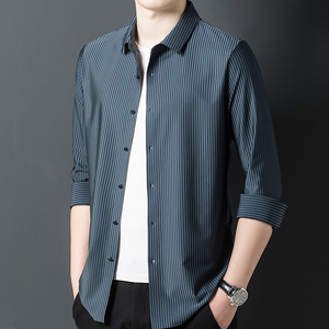 鹿王马丁男装跃航秋季新款商务休闲长袖潮流男士条纹无痕衬衫青年