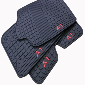 奥迪s6原厂脚垫