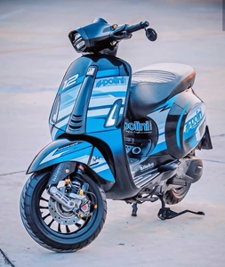 二手进口比亚乔vespa踏板车150复古本田54期小龟50水冷巡航摩托车