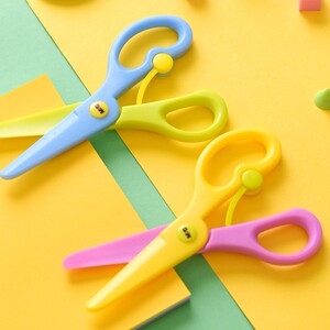 儿童安全剪刀小学生做手工塑料宝宝小孩幼儿园美术课专用创意圆头