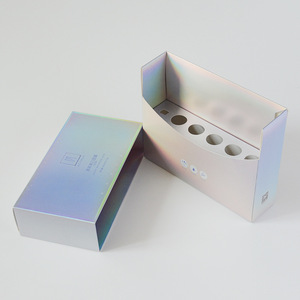 00洪思雨yyyyyy淘宝奢悦vc小安瓶,一盒是10支,全新的没有拆包装