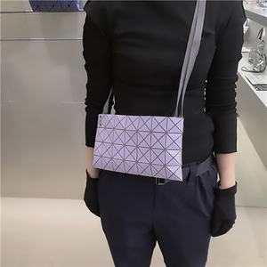 日本代购官网三宅一生菱格女包单肩4x7格小方包手提包几何斜挎包