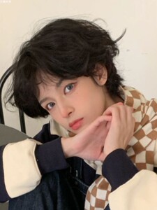 微卷日系假发男女通用中性风中分空气刘海自然修脸短发纹理全头套