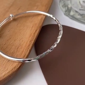 云南银手镯光面