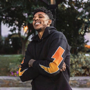 球星尼克杨同款连帽卫衣男闪电印花美式篮球训练运动外套ins潮秋