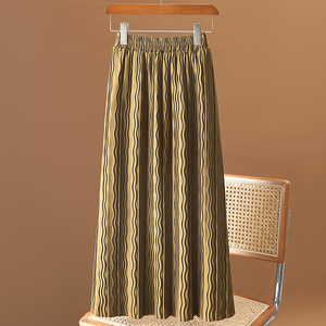 半身裙女波浪褶