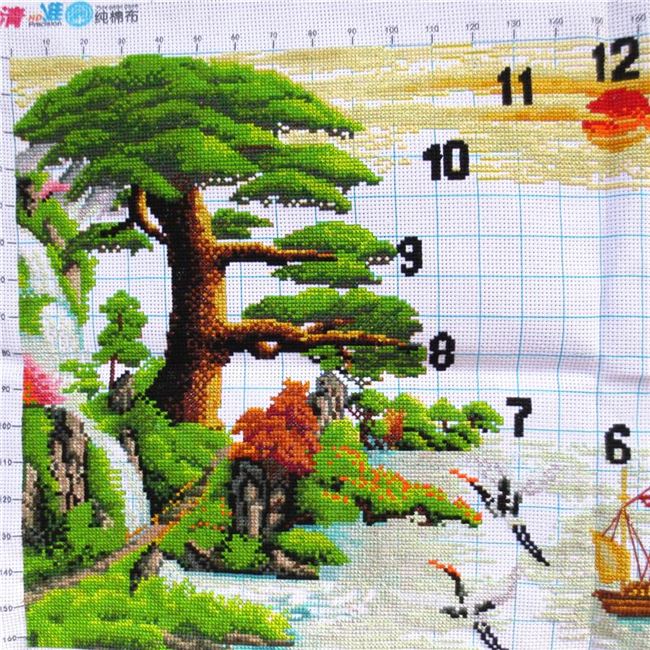 纯手工十字绣成品迎客松财运版钟表款2019年新款挂钟小幅装饰挂画