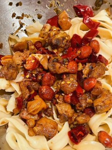 兔娘娘私房菜免煮辣子鸡面方便刀削面拉面免煮即食速食品午餐晚餐