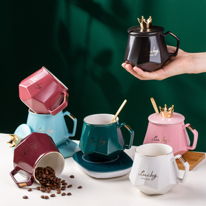 轻奢精致陶瓷日式咖啡杯皇冠带盖勺礼盒logo定制刻字情侣马克水杯