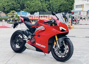 二手进口杜卡迪v4s街霸899 1299公升级跑车雅马哈r1r6四缸重机车
