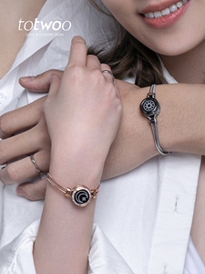 情侣手环感应异地恋链一对震动给男朋友的礼物生日送惊喜女特殊小