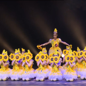 六一儿童蓬蓬纱裙演出服花儿朵朵向太阳女孩舞蹈可爱公主裙表演服