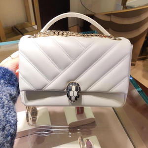 bvlgari/宝格丽cabochon绗缝斜纹菱格蛇头单肩链条包anni