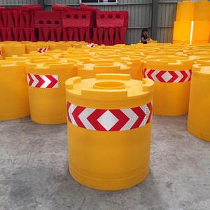 滚塑防撞桶防撞桶塑料水马隔离v墩道路防撞分流桶交通设施900*920