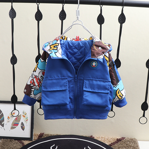 高档春秋风衣外套2l022新冲儿童早春夹棉款锋衣宝特休闲奥宝曼奢