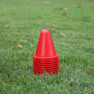 8厘米轮滑小标志桶旱冰练习桩路标路障足球训练器材雪糕桶小路锥_阿里